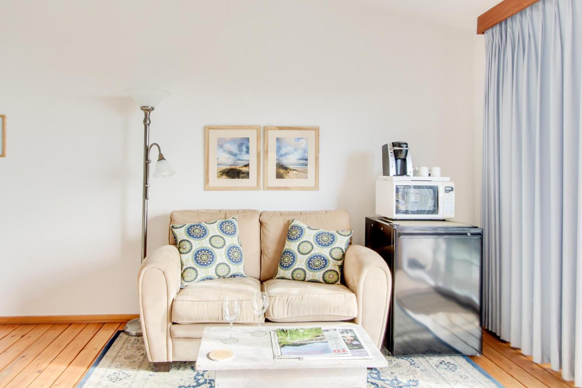Ocean Cove Inn Yachats Dış mekan fotoğraf