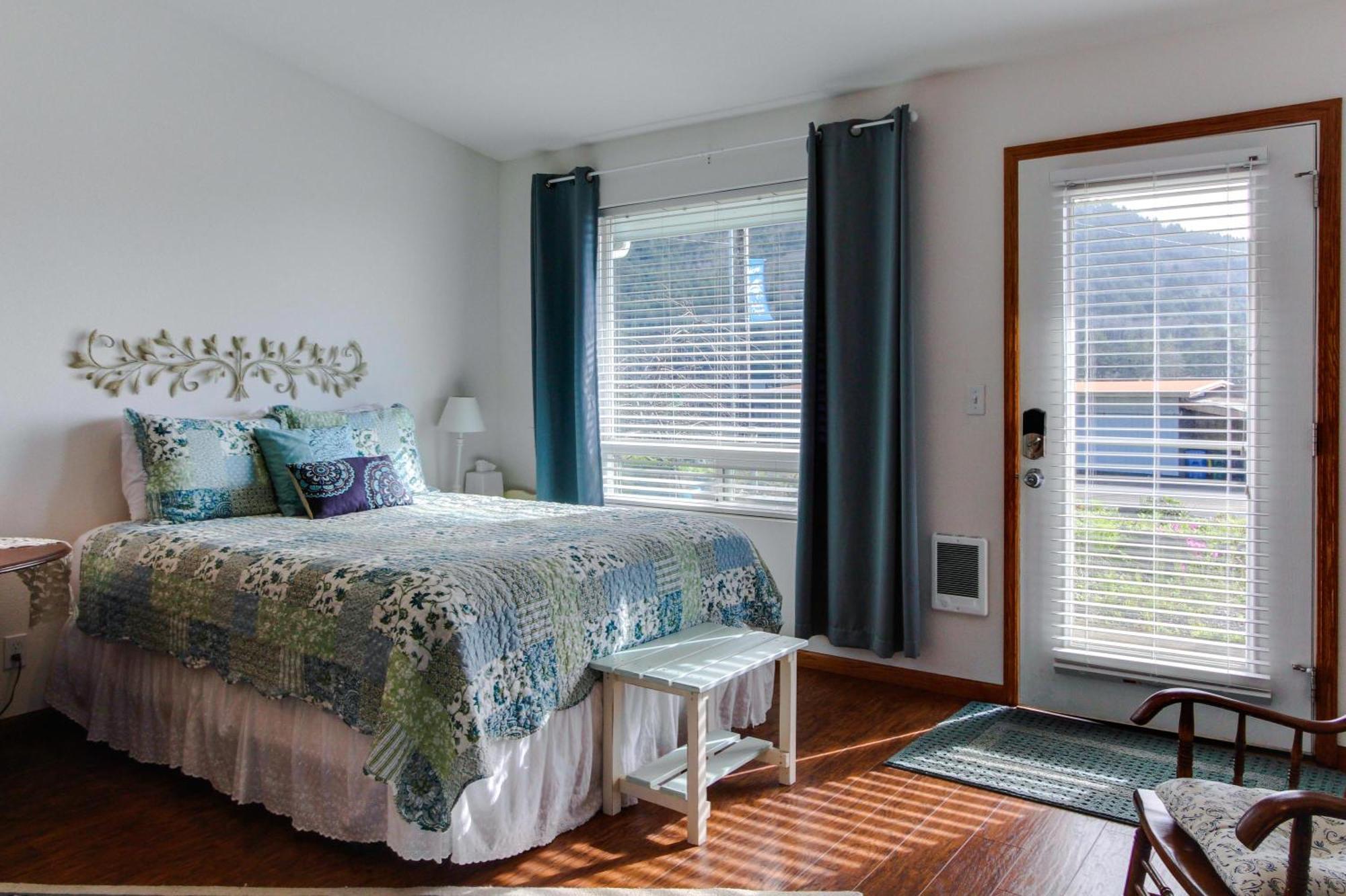 Ocean Cove Inn Yachats Dış mekan fotoğraf