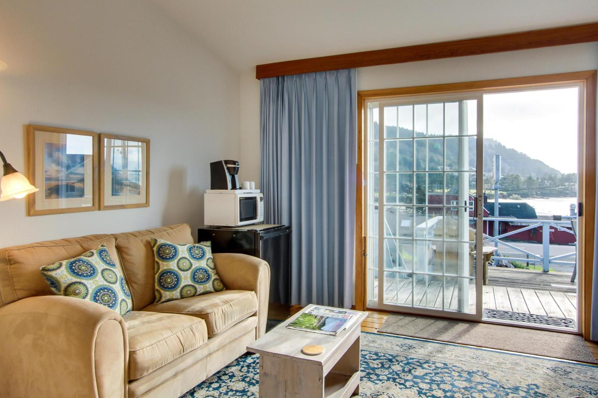 Ocean Cove Inn Yachats Dış mekan fotoğraf
