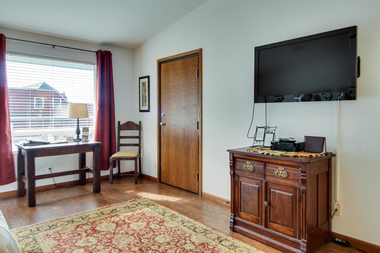 Ocean Cove Inn Yachats Dış mekan fotoğraf