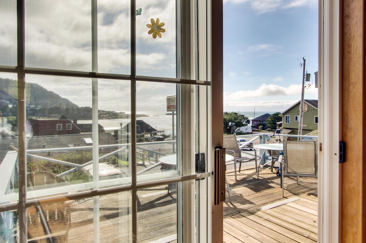Ocean Cove Inn Yachats Dış mekan fotoğraf